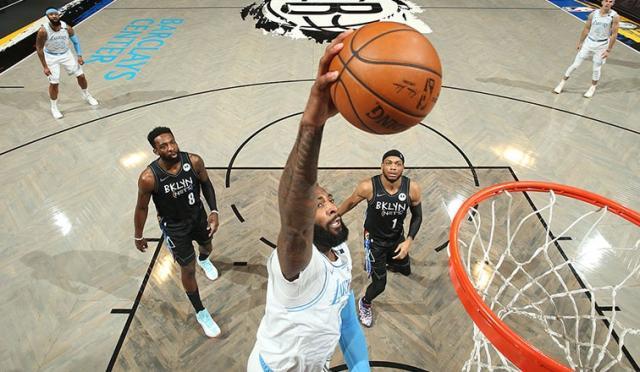 od体育平台-詹眉缺席湖人防守依旧无敌 大溃败为篮网敲响警钟